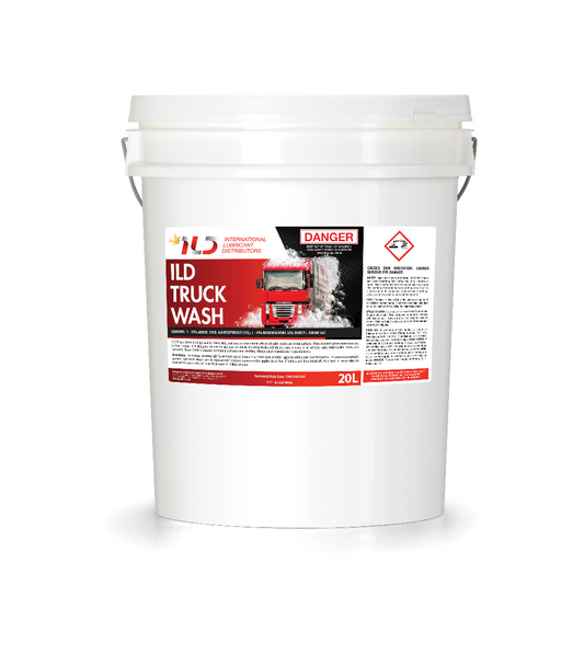A white bucket of ILD TRUCKWASH 20L with product details and branding on the label.